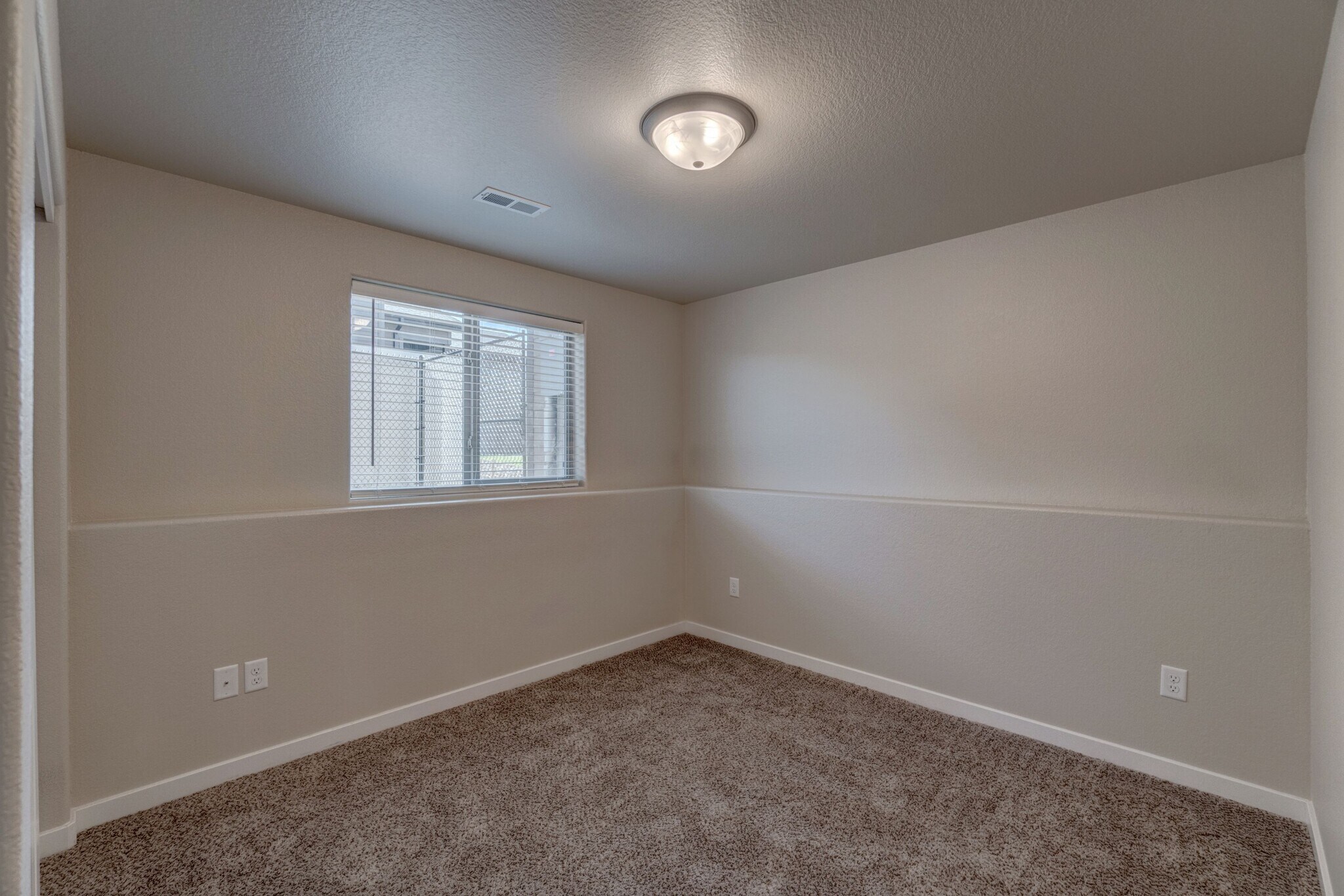 Building Photo - 6558 Abelia St