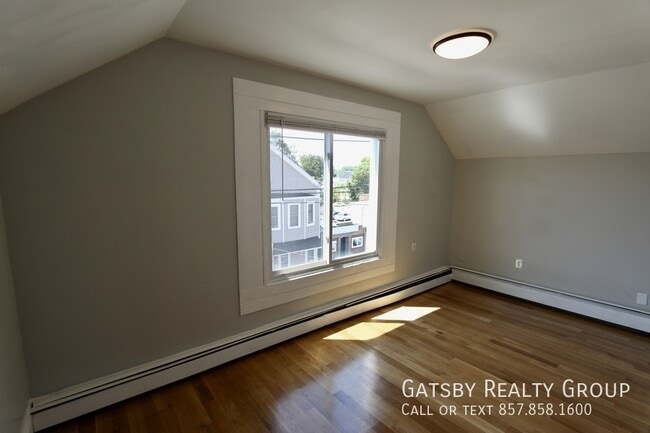 Building Photo - 505 Revere St