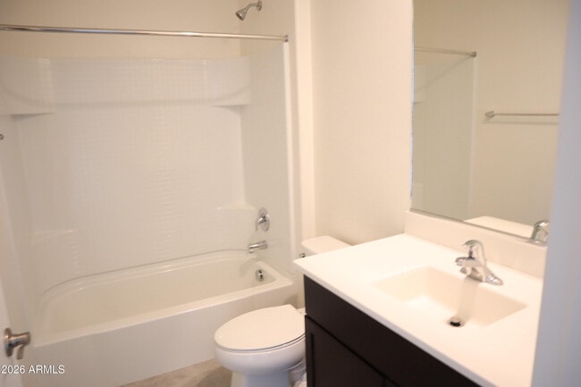 Building Photo - 10676 W Golson Dr