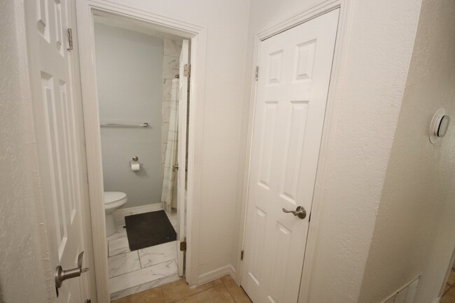 Building Photo - Incredible, completely remodeled FURNISHED...