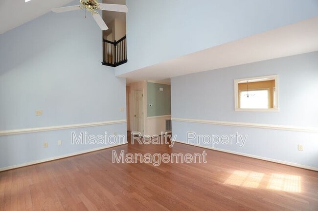 Building Photo - 12316 Boxford Ln