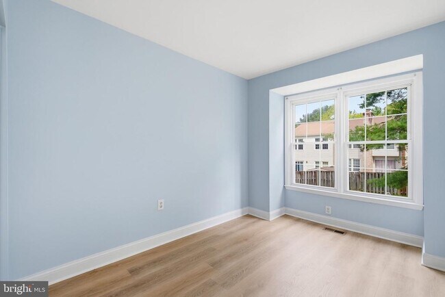 Building Photo - 12120 Stoneford Dr