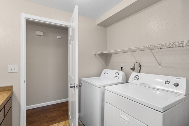 Building Photo - Updated 3-Bed Home on Spacious Lot – 10 Mi...