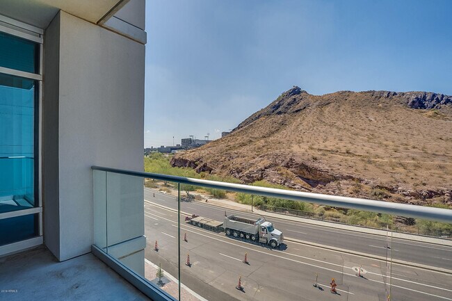 Building Photo - 140 E Rio Salado Pkwy