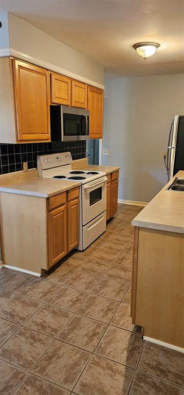 Building Photo - 1411 Braes Ridge Dr