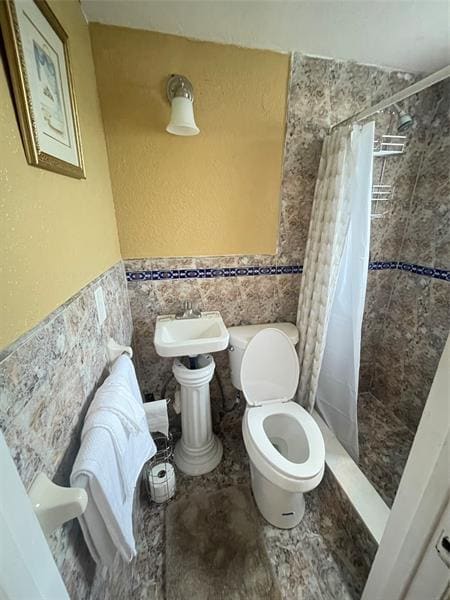 Building Photo - 2160 NE 1st Ave