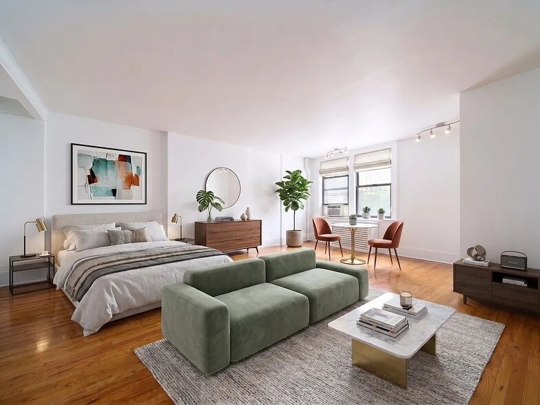 Building Photo - 51 W 88th St