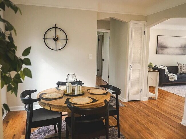 Building Photo - Spacious 4-Bedroom Home in Prime Parma Heights Location.