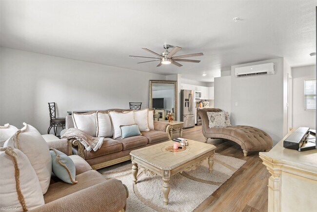 Building Photo - 3 br, 3.5 bath Townhome - 91-3575 Iwikuamo...