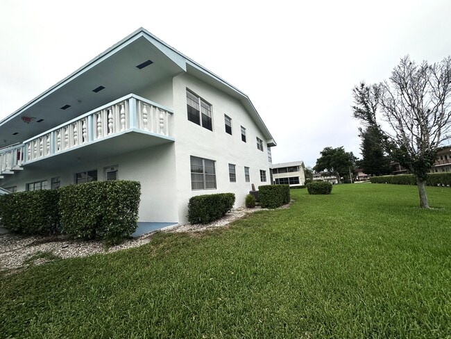 Building Photo - 130 Dorchester E