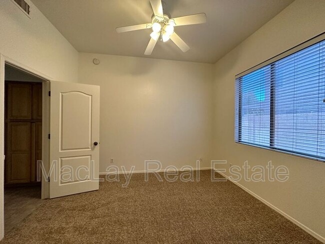 Building Photo - 7847 E Portobello Ave