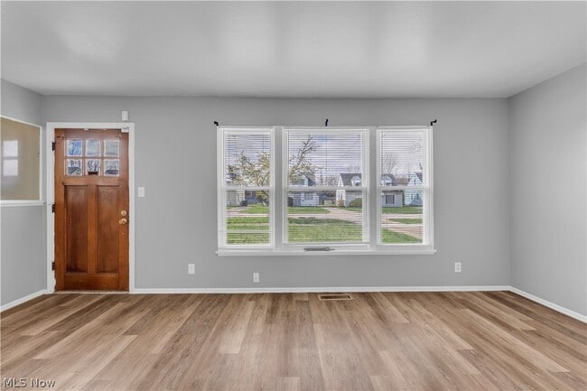 Building Photo - 17401 Wayne Dr