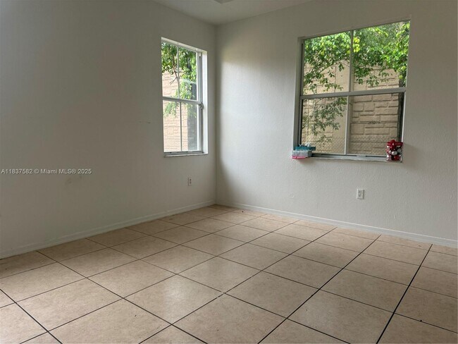 Building Photo - 24301 SW 107th Ave