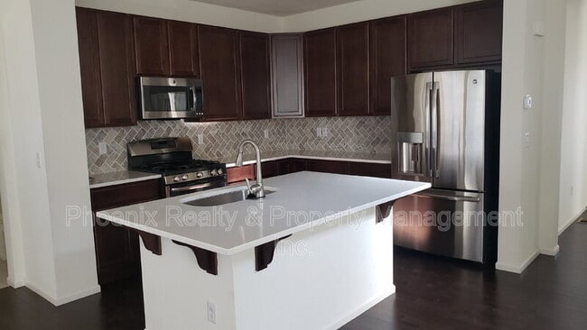 Building Photo - 337 Stone Creek Dr