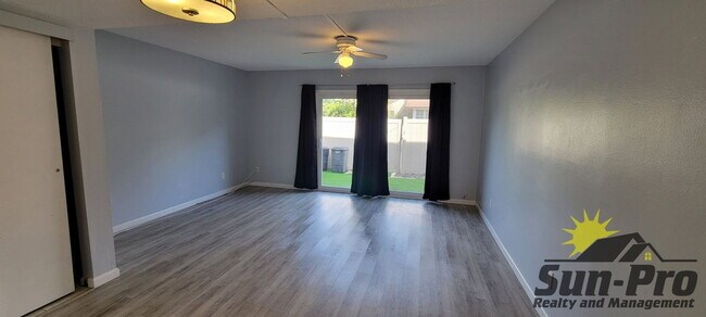 Building Photo - 407 Lytle Ave