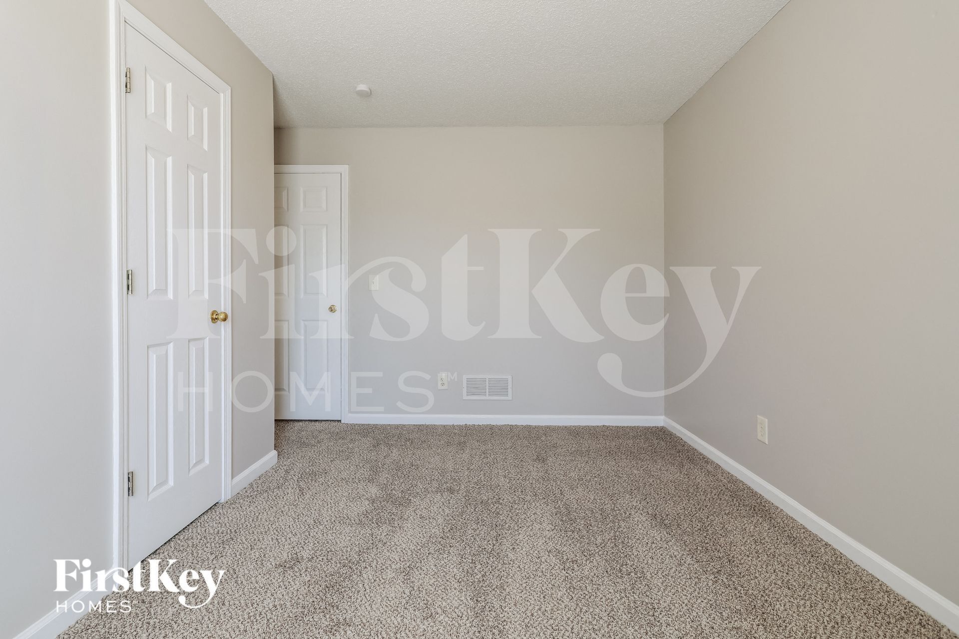 Building Photo - 453 Jasmine Dr