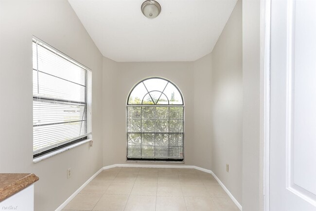 Building Photo - 3 br, 2 bath House - 13658 Laraway Dr