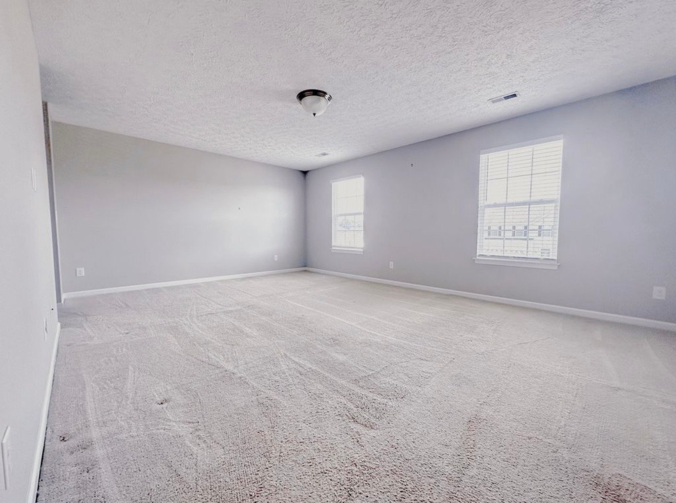Building Photo - 37571 Tail Feather Dr