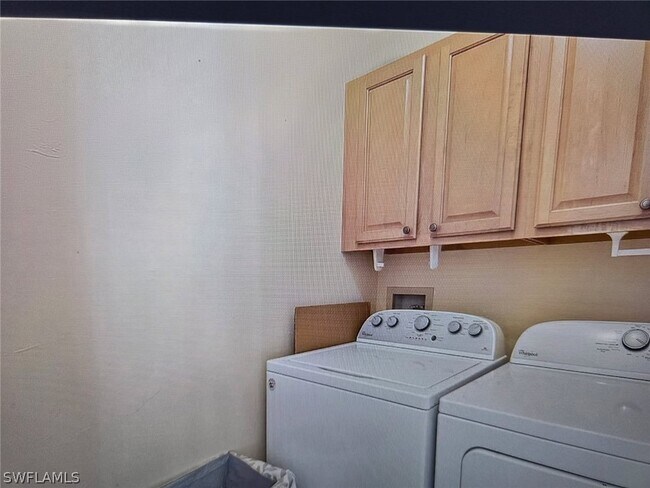 Building Photo - 11251 Jacana Ct