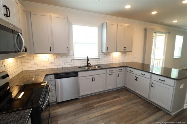 Building Photo - 114 Scoville Rd