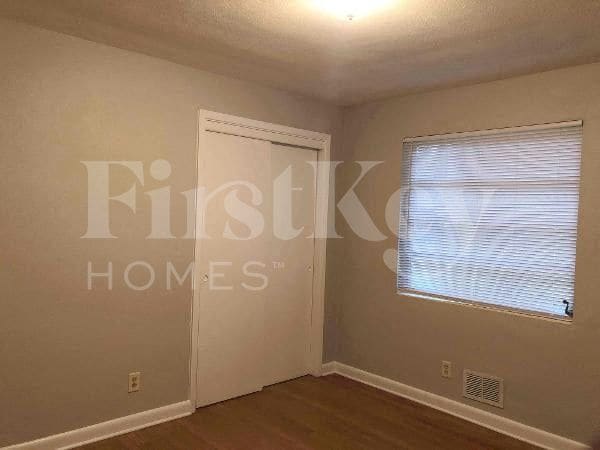 Building Photo - 3741 Culp Dr