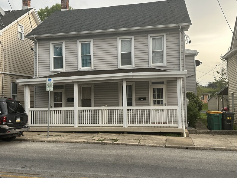 Building Photo - 143 N Potomac St