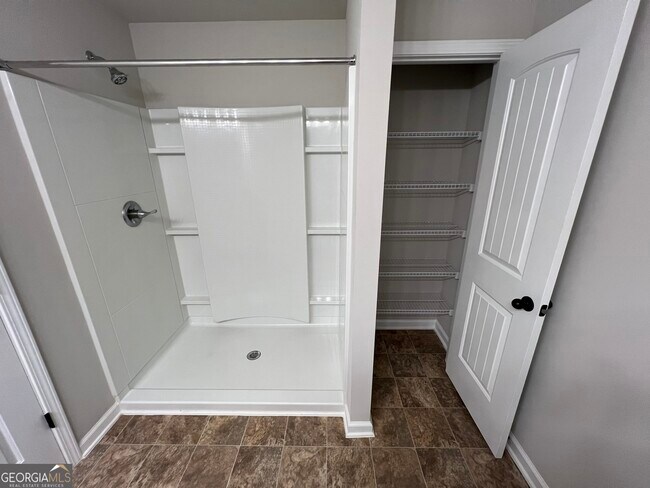 Building Photo - 130 Skipjack Ct