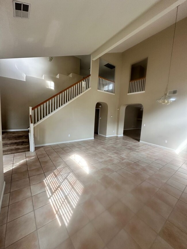 Building Photo - Need A Spacious  Home In Weston Ranch?