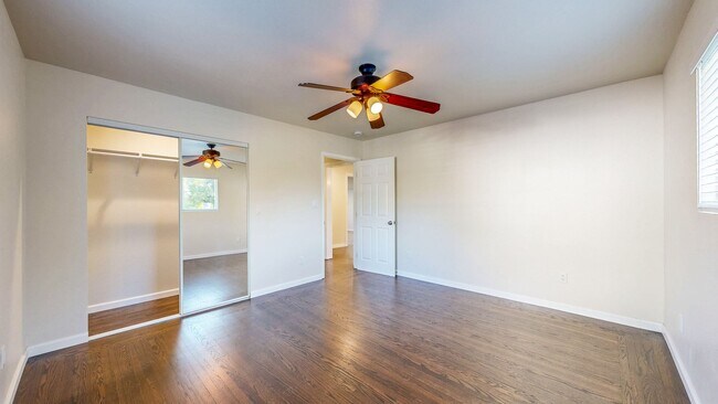 Building Photo - 1720 Ditty Ave