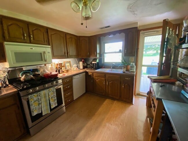 Building Photo - Single Family Home in Richland Area