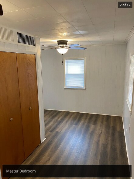 Building Photo - 108 Laredo Ave