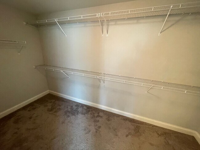 Building Photo - East Jefferson County Home For Rent