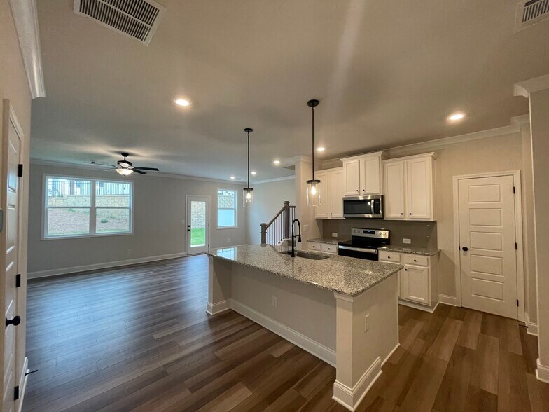 Building Photo - 4623 Cypress Landing Way