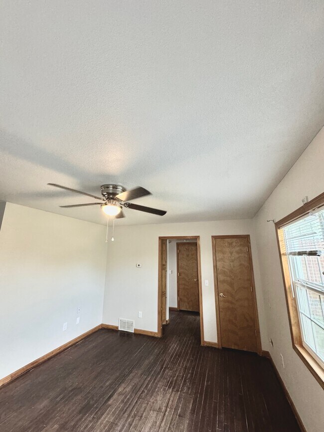 Building Photo - 2809 Westhaven Cir