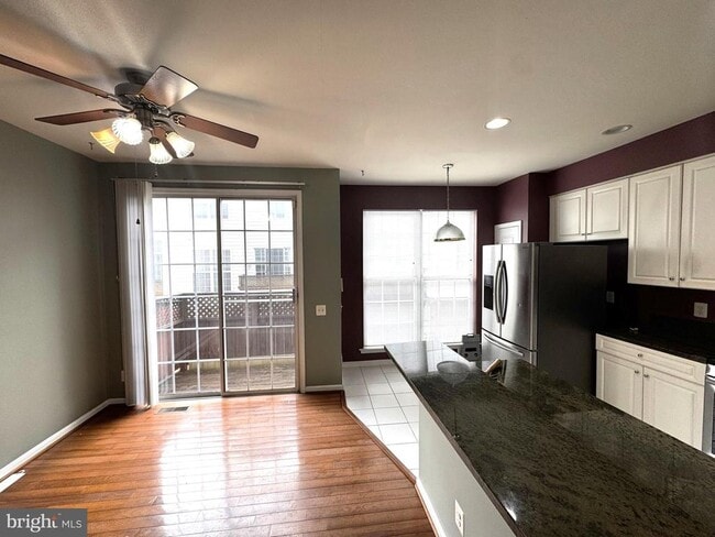 Building Photo - 6036 Lincolnia Rd