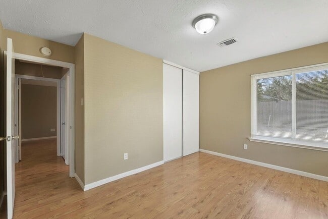 Building Photo - 11922 Westwold Dr