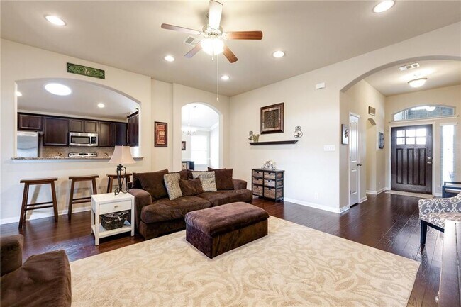 Building Photo - 1802 Discovery Blvd