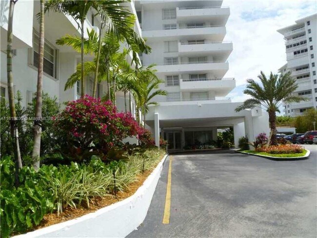 Building Photo - 199 Ocean Ln Dr