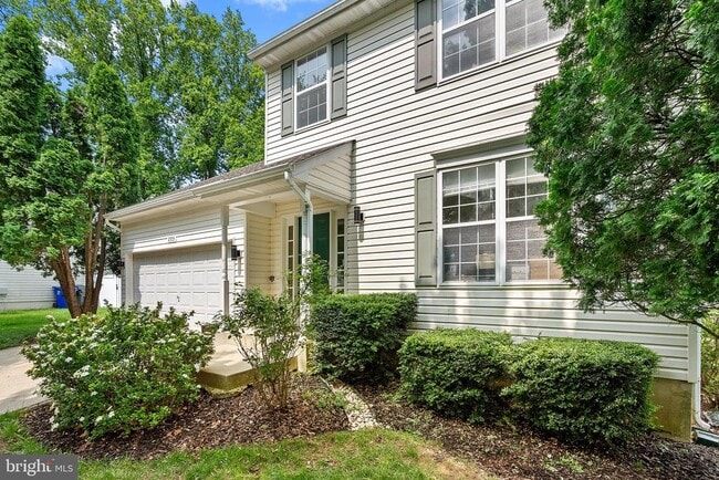 Building Photo - 2355 Albany Way