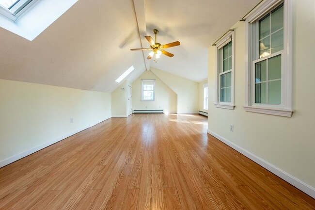 Building Photo - 28 G Hideaway Rd