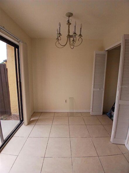 Building Photo - 7454 Wynnewood Square