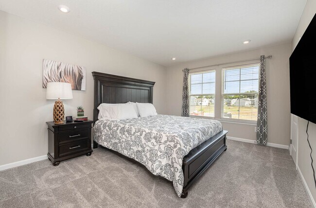 Building Photo - Fully furnished brand new construction. Luxury in HOA with pool