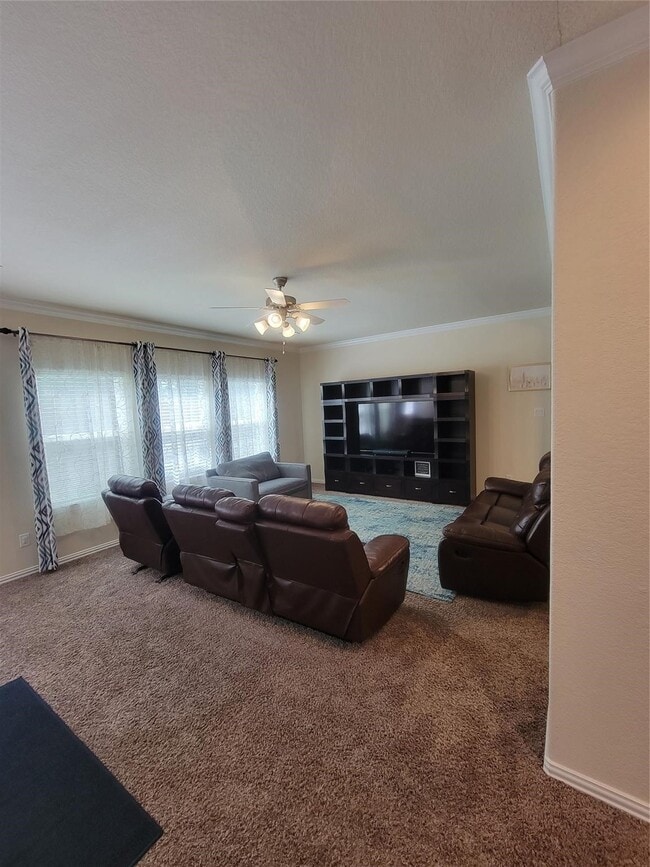 Building Photo - 11413 Hackmatack Way