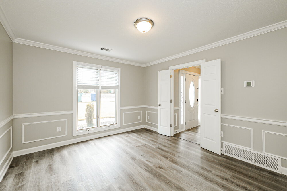 Building Photo - 7440 Richmond Rd