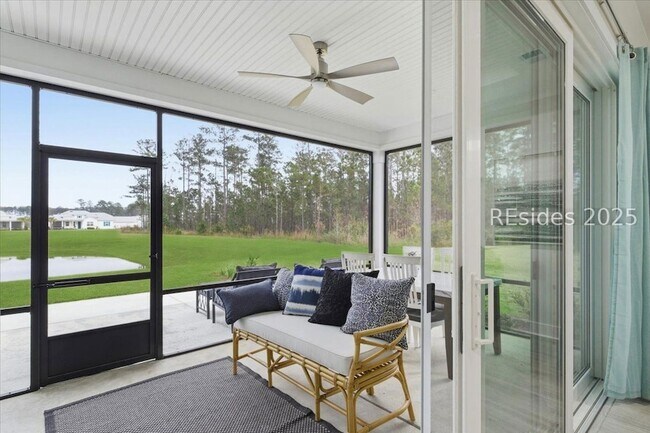 Building Photo - 119 Blue Starfish Ln