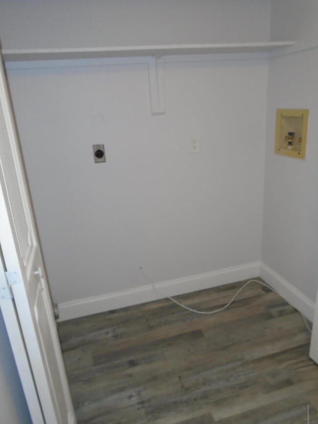 Building Photo - 840 N Atlantic Ave
