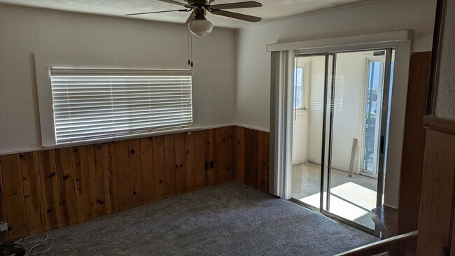 Building Photo - 4665 W Hedges Ave