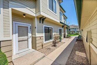 Building Photo - $1,995.00 - 2 Bedrooms, 2 Bathroom, Condo ...