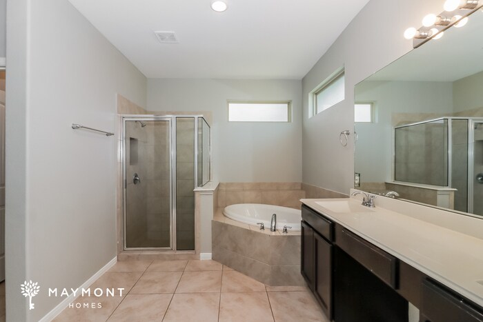 Building Photo - 3526 Cambridge Falls Dr