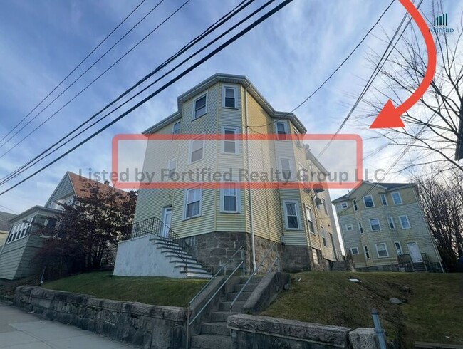 Building Photo - 265 Middle St